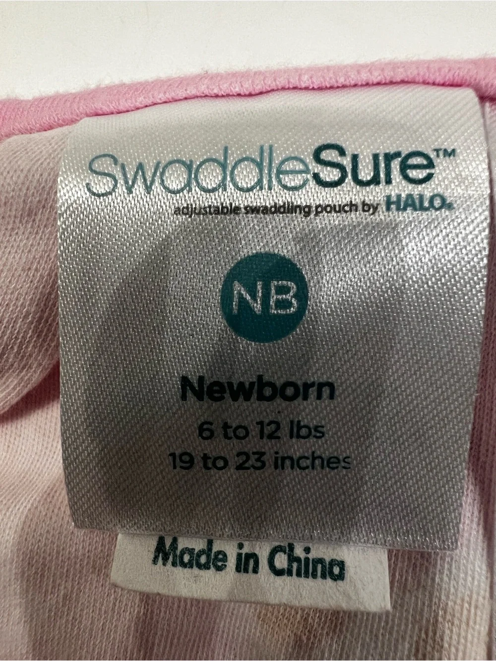 SWADDLE SURE BY HALO GIRLS ADJUSTABLE SWADDLING POUCHES “ BACK IS BEST” NEWBORN”